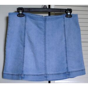 Wild Fable Women Light Blue Denim Skirt Size 16